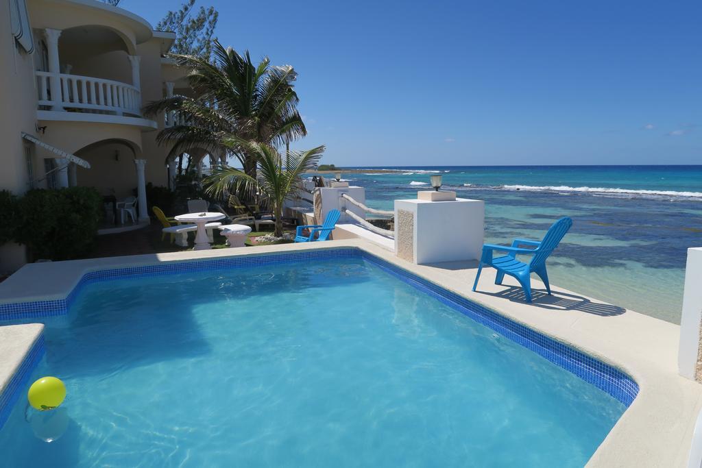 Villa Triplets On The Bay Montego Bay Esterno foto